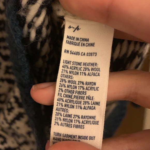 Y2K AEO Retro Fair Isle Sweater - Picture 5 of 6